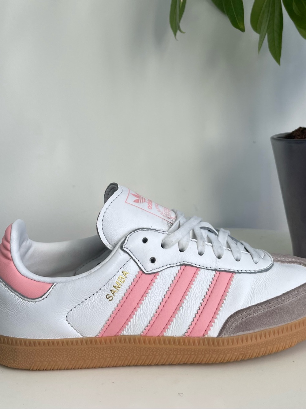 Women Size 6 adidas Samba OG
White Light Pink Gum Shoes 4.5Y